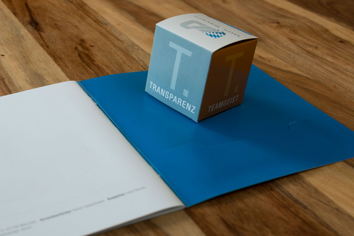 konfektionierter Papierwürfel der Druckerei Rapp-Druck GmbH